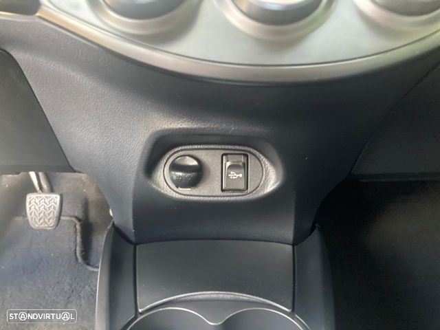Toyota Yaris 1.0 VVT-i Comfort - 24