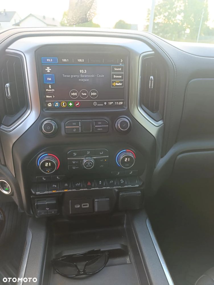 Chevrolet Silverado - 10