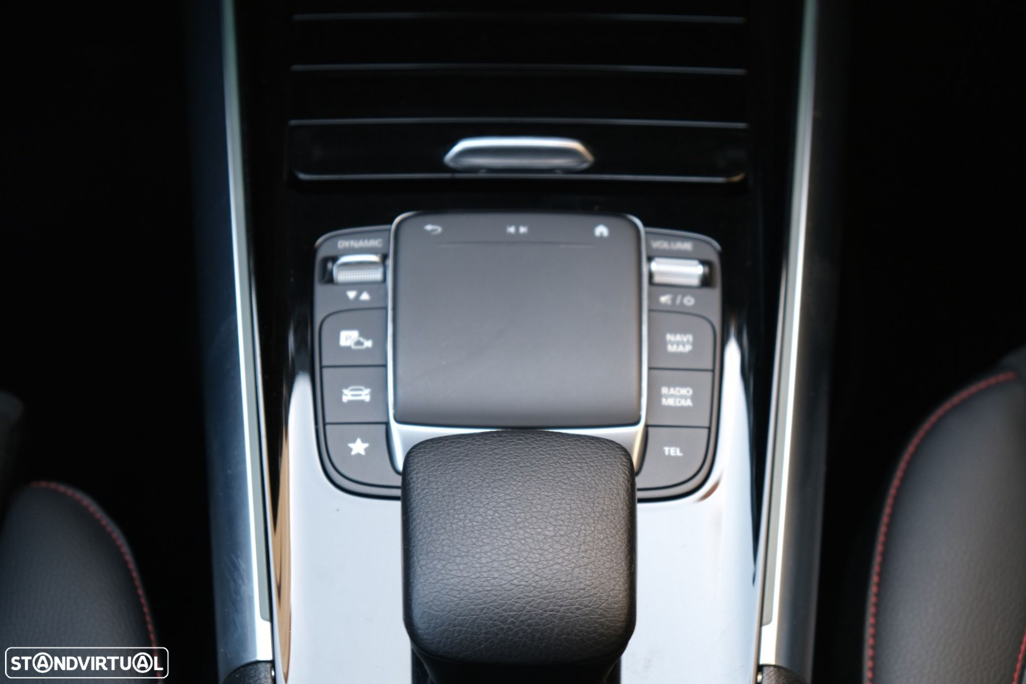 Mercedes-Benz GLA 250 e AMG Line - 17