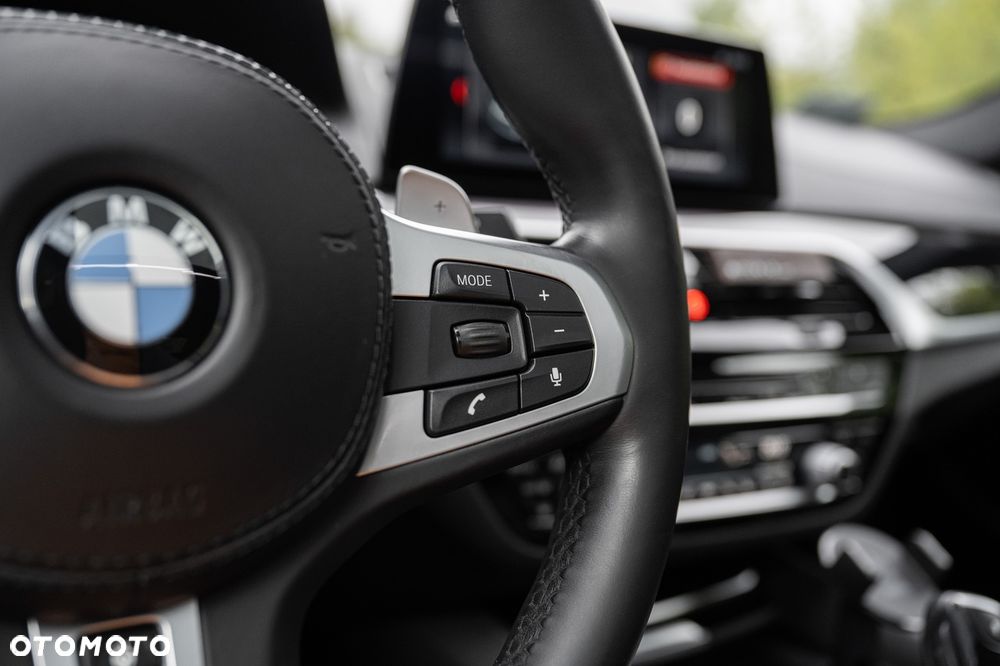 BMW Seria 5 540d xDrive M Sport sport - 22