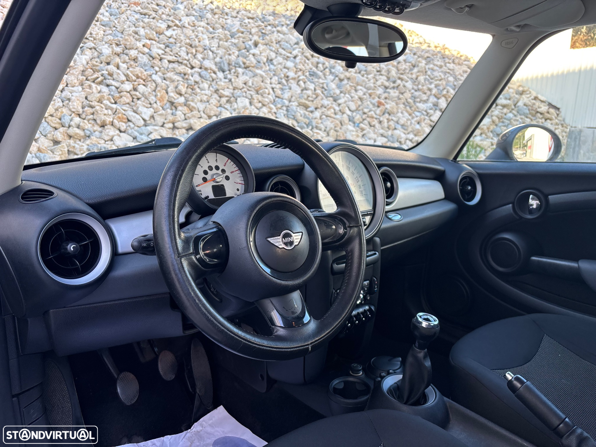 MINI 3 Portas Cooper D - 22