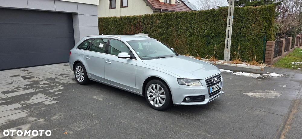 Audi A4 Avant - 1