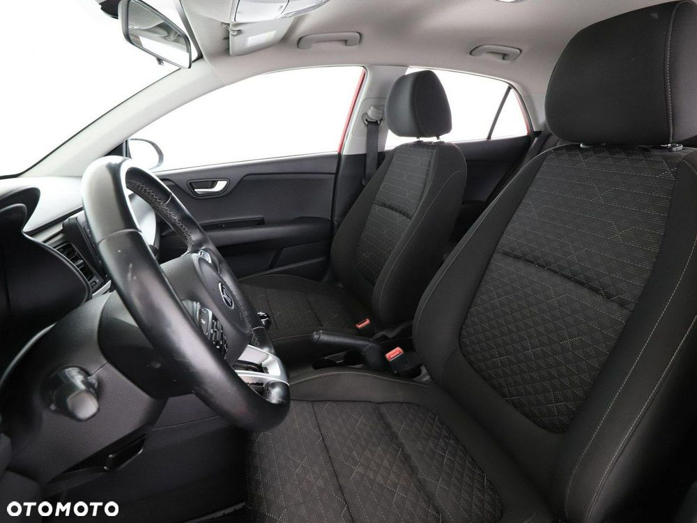 Kia Rio 1.2 Attract - 14