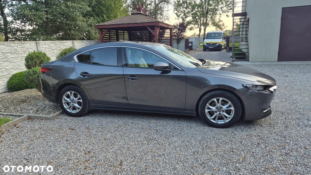 Mazda 3 - 10