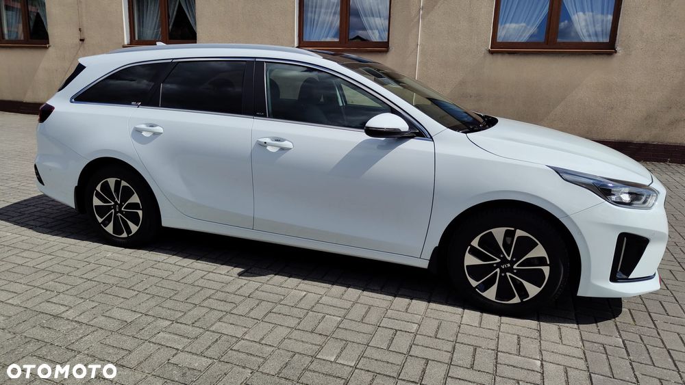 Kia Ceed 1.6 GDI PHEV Business Line DCT - 7