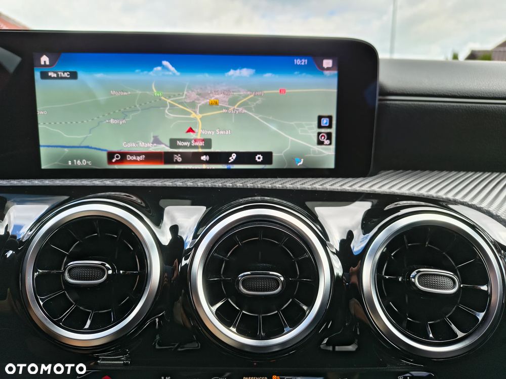 Mercedes-Benz CLA 180 7G-DCT - 27