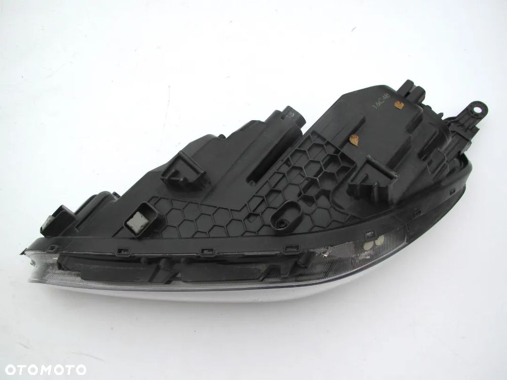 HYUNDAI i30 2017 2018 2019 Reflektor 10 PIN OE - 9