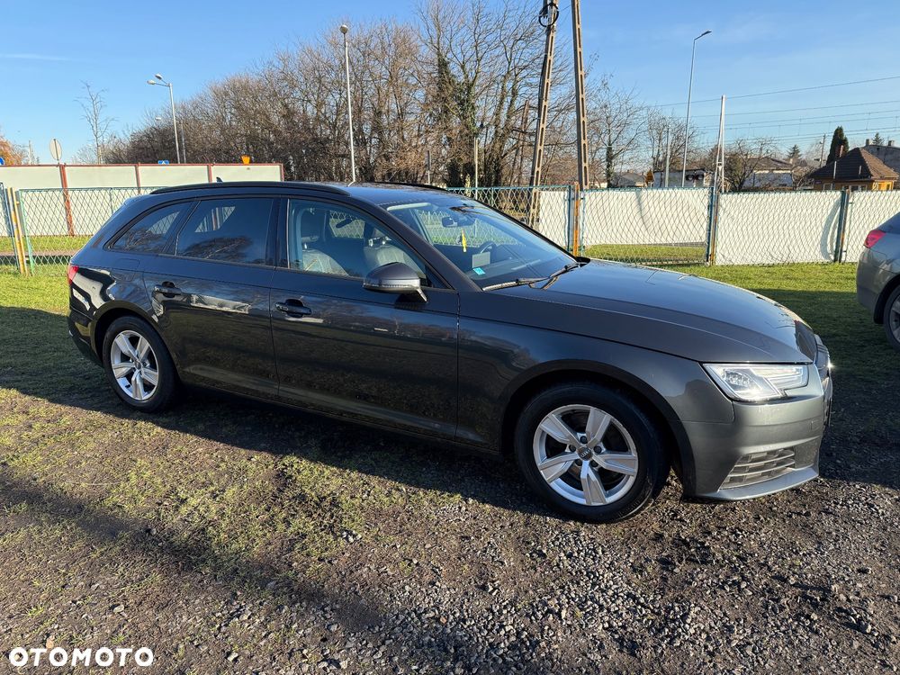 Audi A4 Avant 2.0 TDI - 8