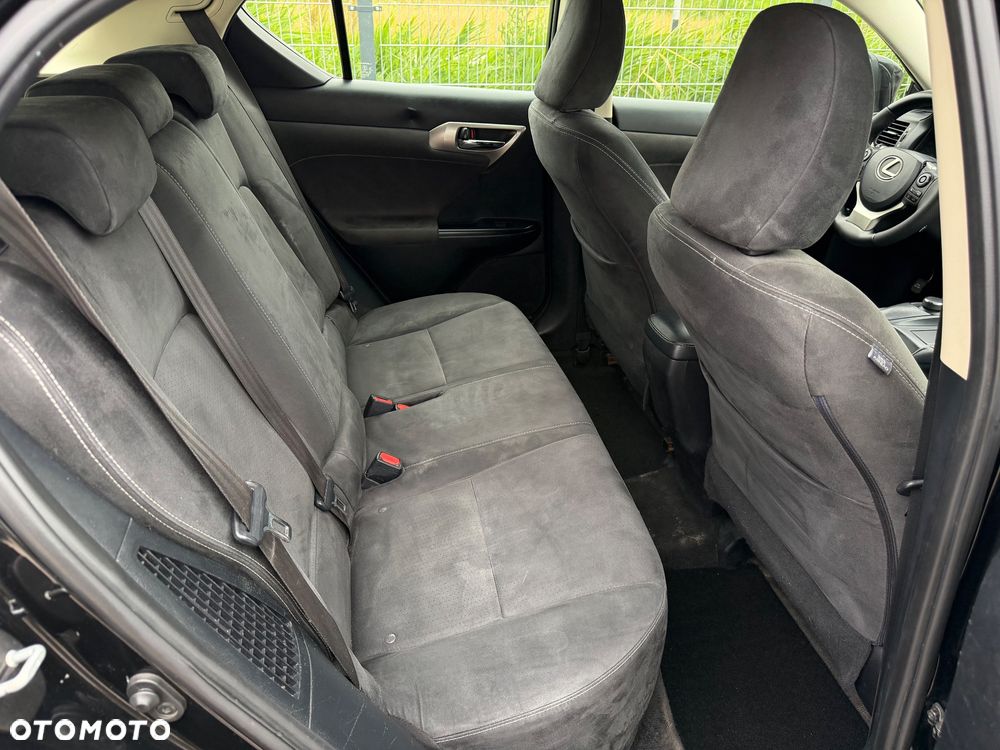 Lexus CT - 25