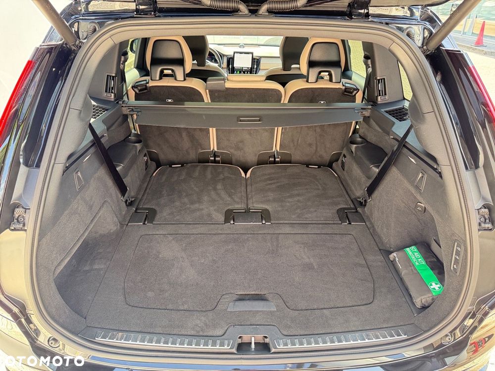 Volvo XC 90 - 28