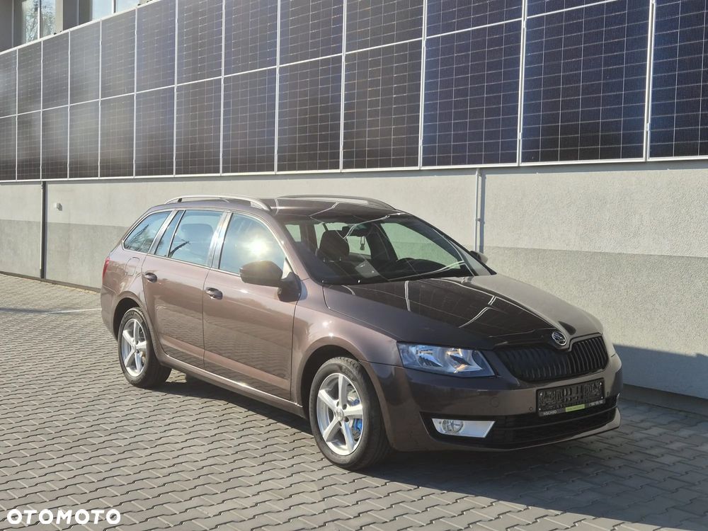Skoda Octavia 2.0 TDI (Green tec) DSG Ambition - 4