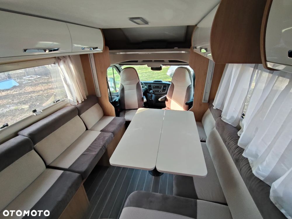 CI Horon 74XT Ford Transit - 26