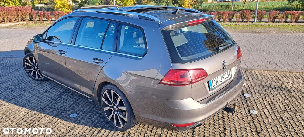 Volkswagen Golf 2.0 TDI BlueMotion Technology Highline - 29