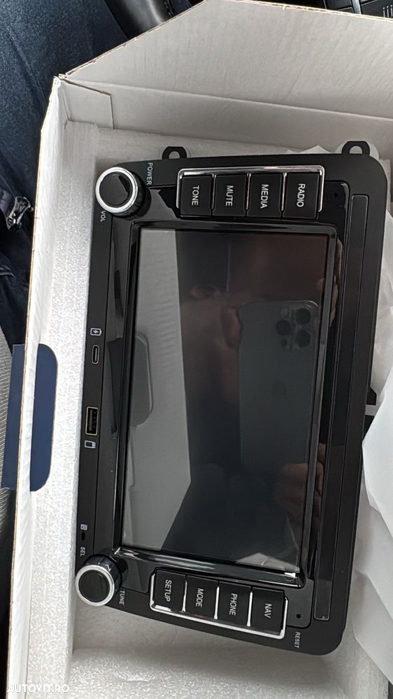 Volkswagen Passat - 12