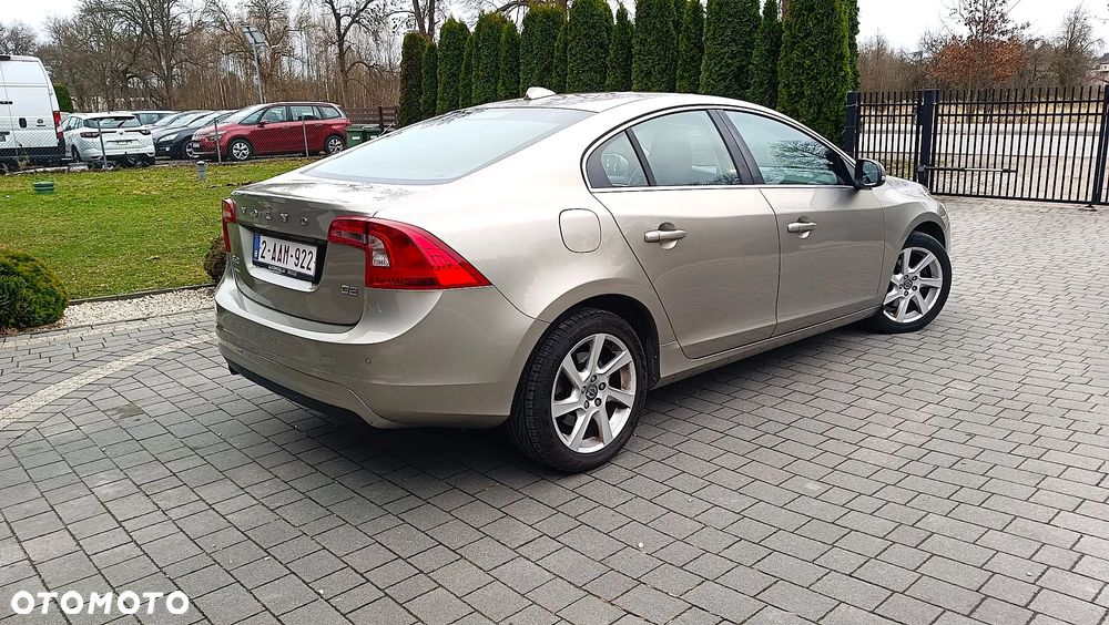 Volvo S60 DRIVe Momentum - 3