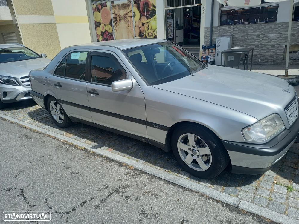 Mercedes-Benz C 220 - 4