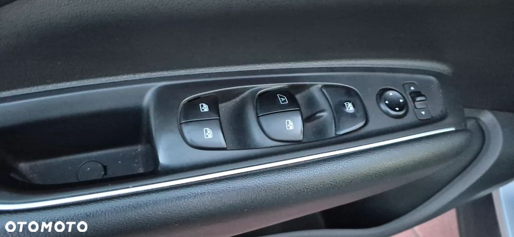 Renault Koleos 2.0 dCi Zen X-Tronic - 19