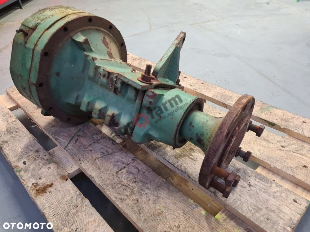 ZWOLNICA RH  L36707 JOHN DEERE 1640 2040 2140 - 2