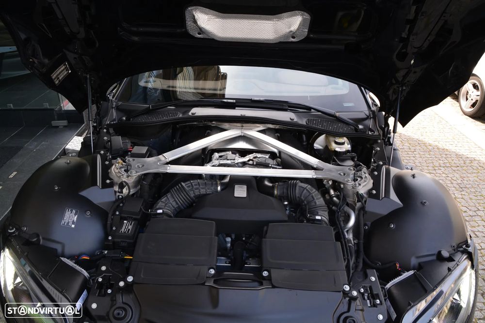 Aston Martin Vantage Coupe V8 - 55