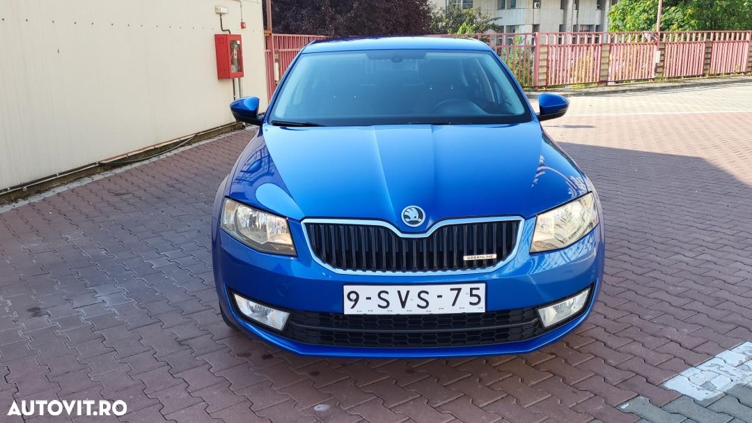 Skoda Octavia 1.6 TDI GREENLINE - 8