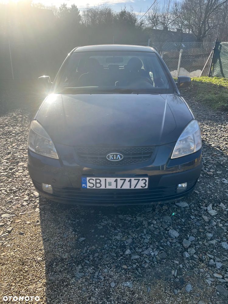 Kia Rio 1.4 Comfort - 3
