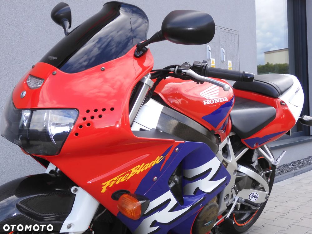 Honda CBR - 35