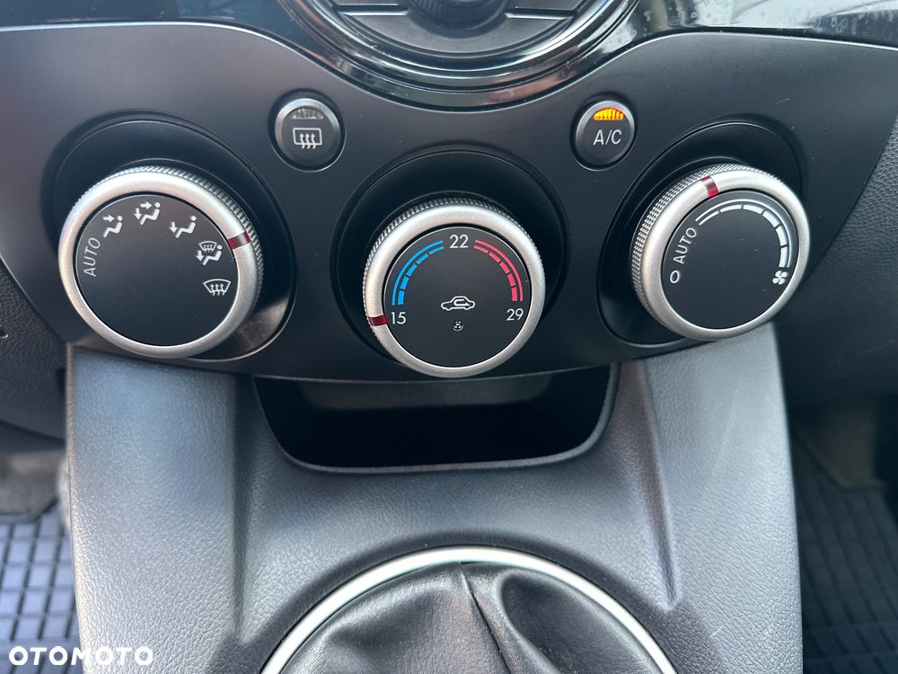 Mazda 2 1.3 MZR Active - 18