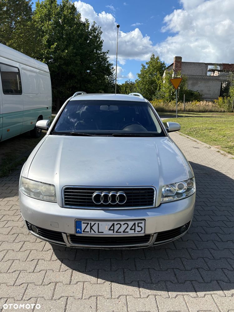 Audi A4 Avant 2.5 TDI - 4