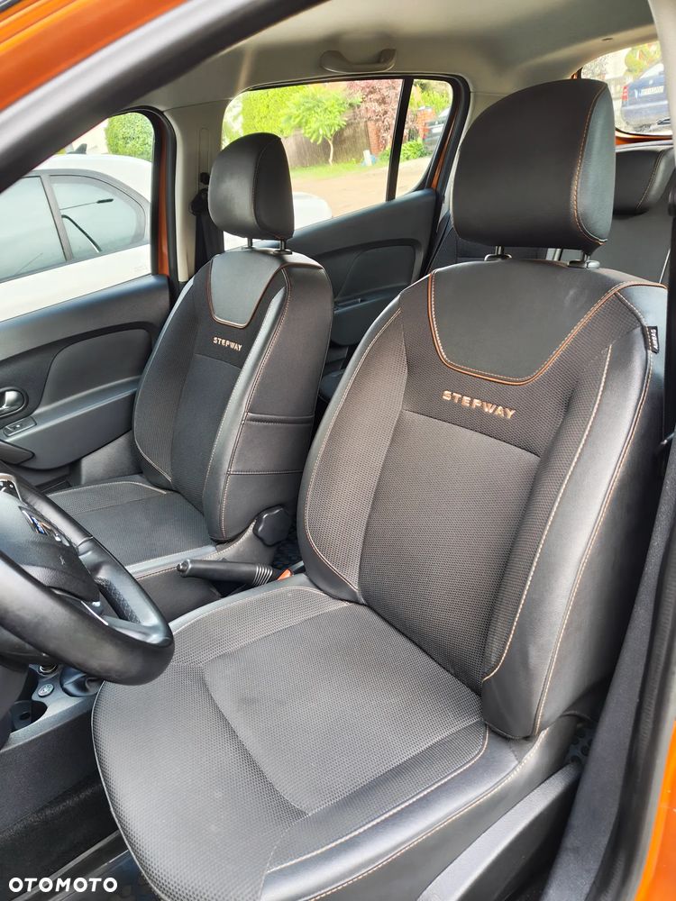 Dacia Sandero Stepway 0.9 TCe Laureate S&S - 9