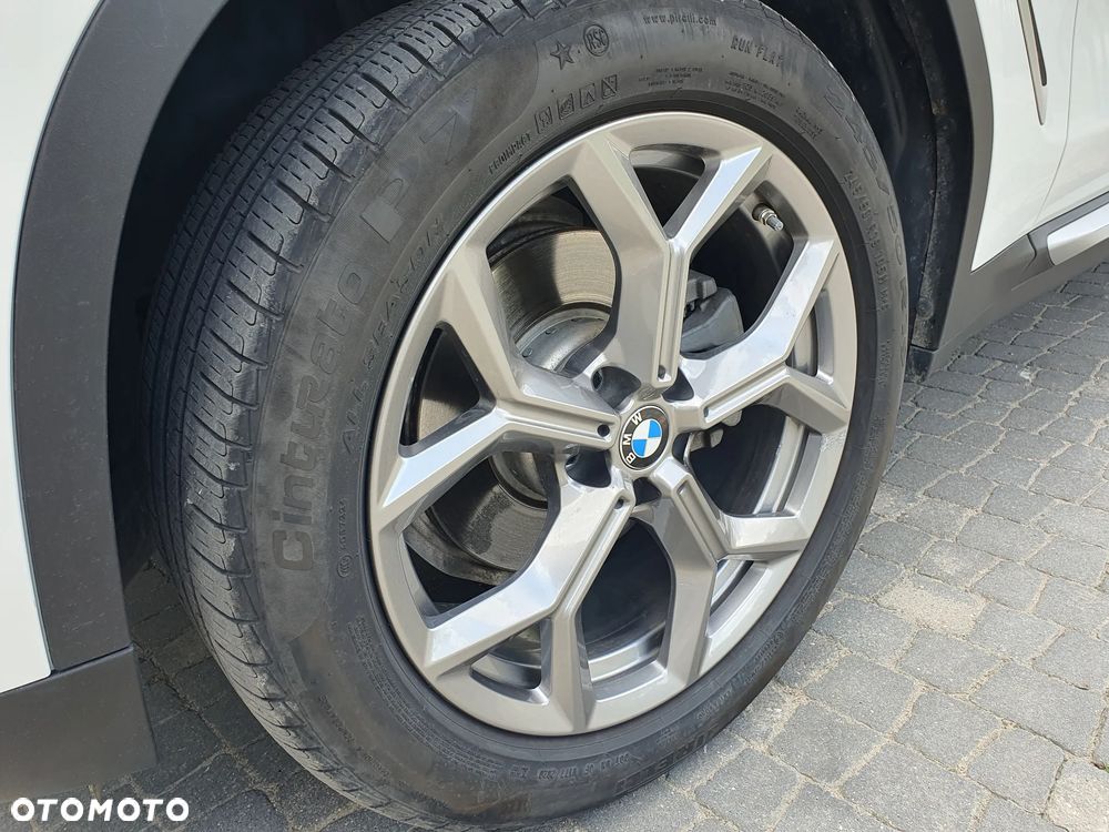 BMW X3 xDrive30i Luxury Line - 7
