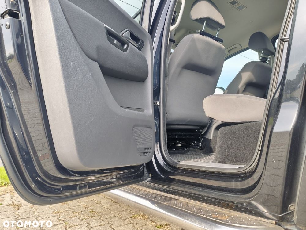 Volkswagen Amarok - 13
