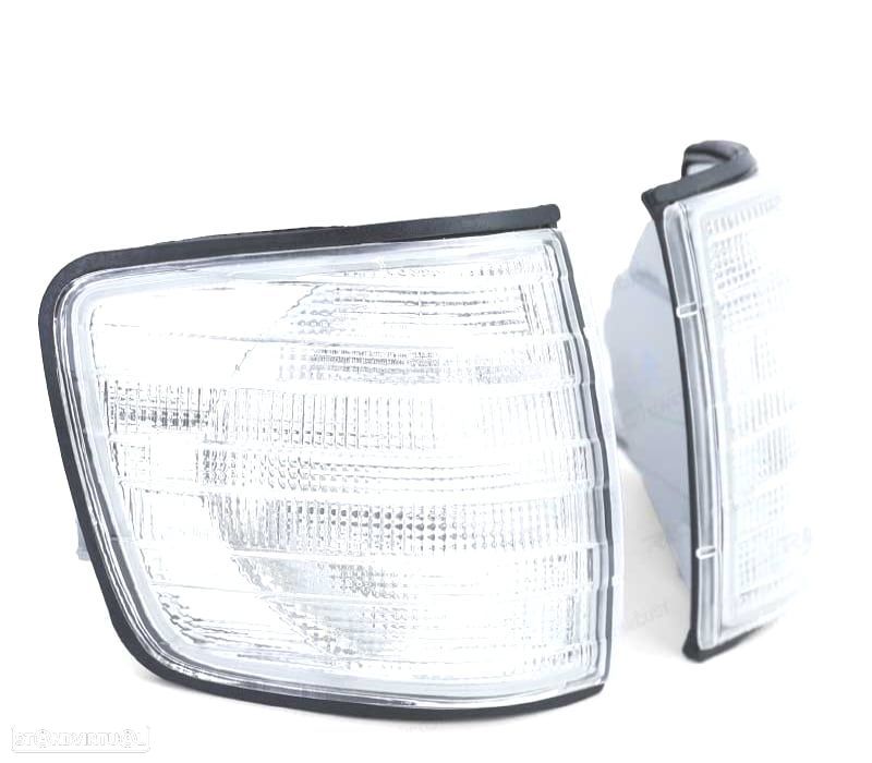 PISCAS FRONTAIS BRANCOS MERCEDES W126 COUPÉ - 4