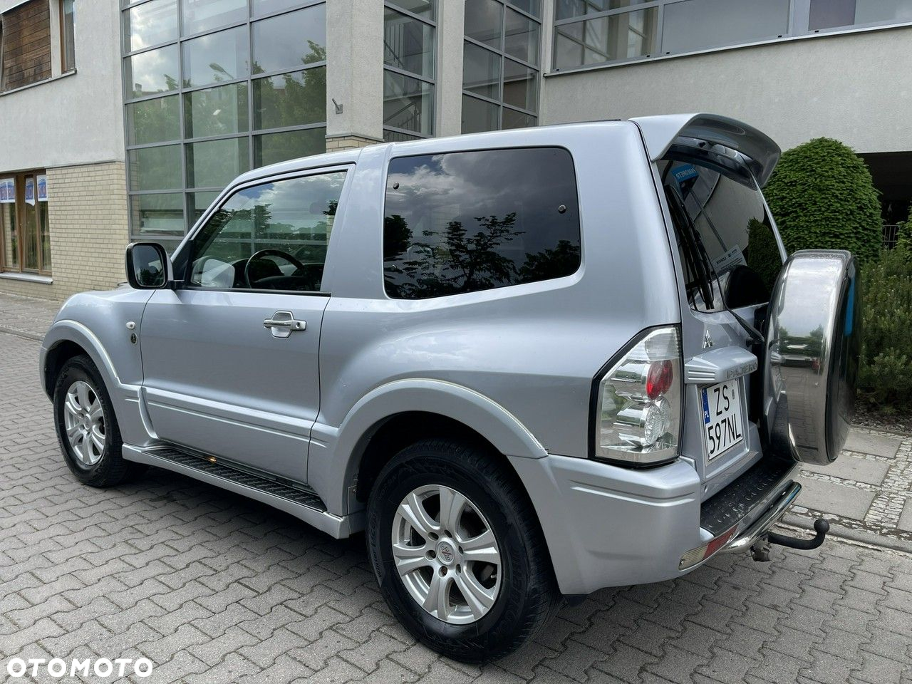 Mitsubishi Pajero - 14