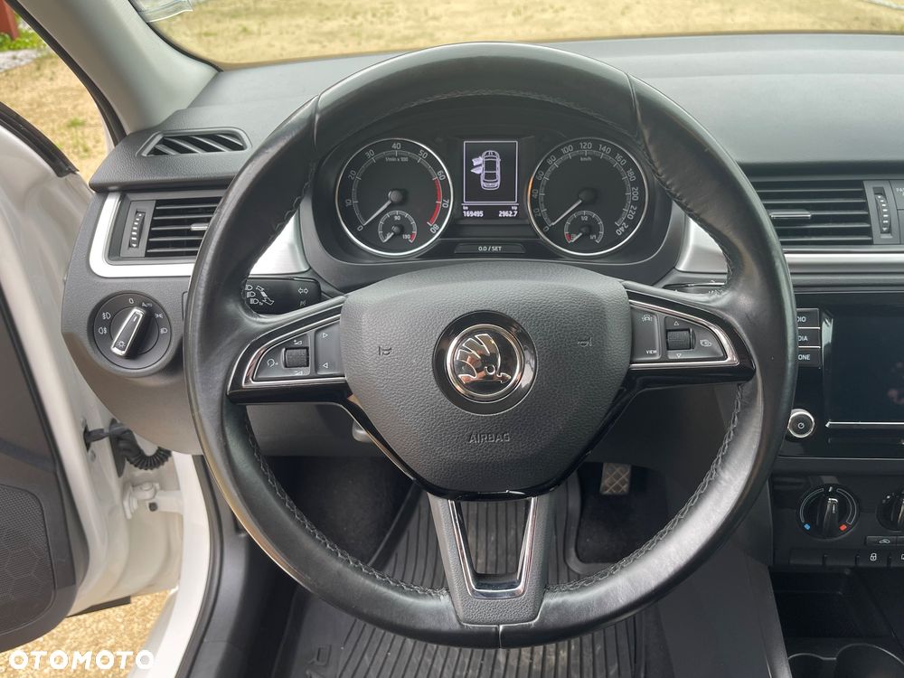 Skoda RAPID 1.0 TSI Ambition - 9