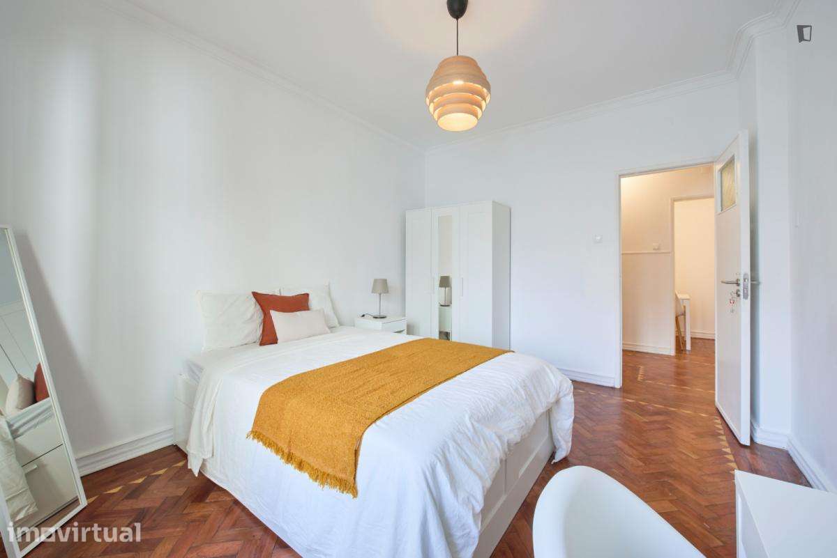 Quarto - localizado em Entrecampos Lisbon - Grande imagem: 5/25