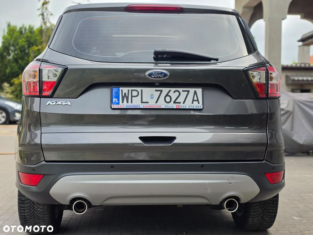 Ford Kuga - 10
