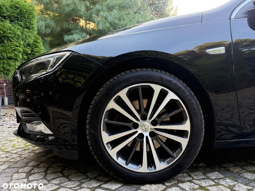 Opel Insignia - 11
