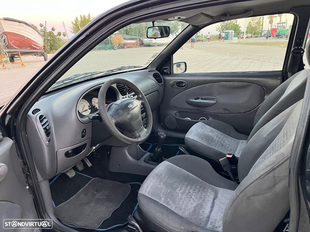 Ford Fiesta 1.8 D Studio - 5