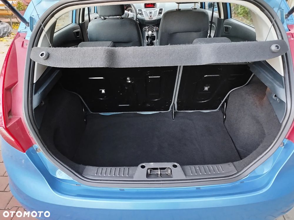 Ford Fiesta - 28