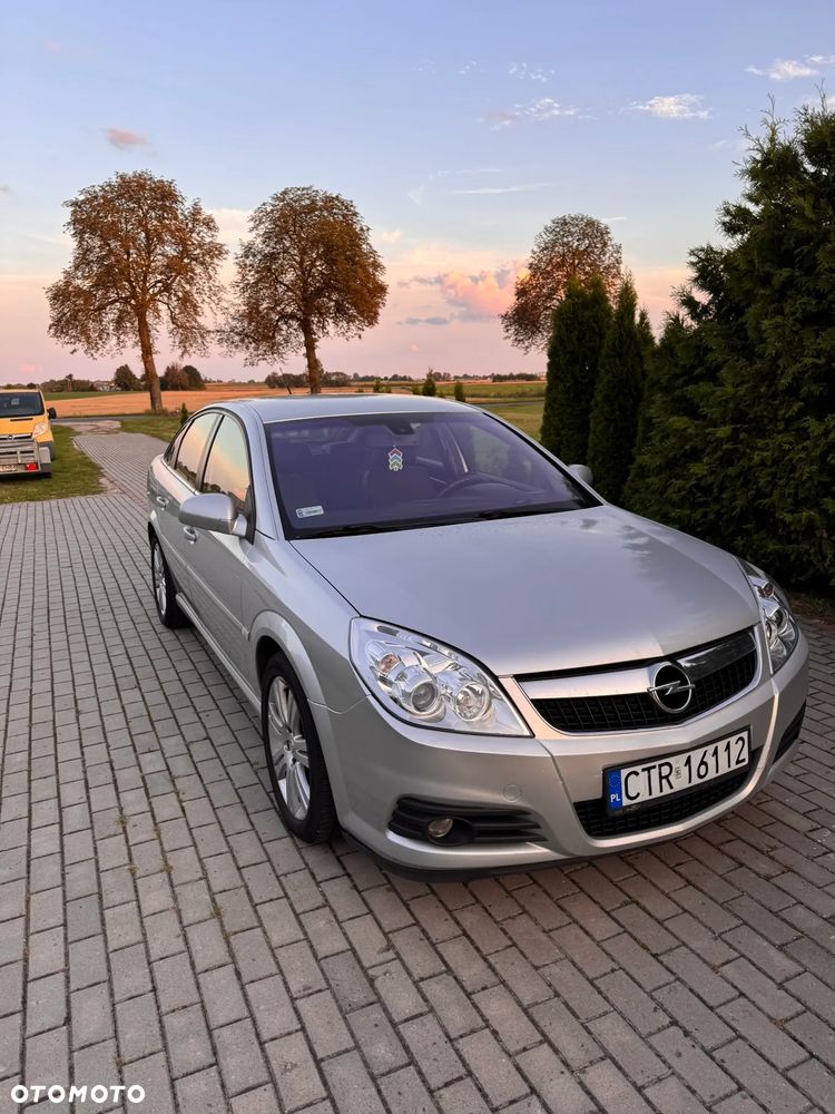 Opel Vectra 1.9 CDTI Cosmo - 2