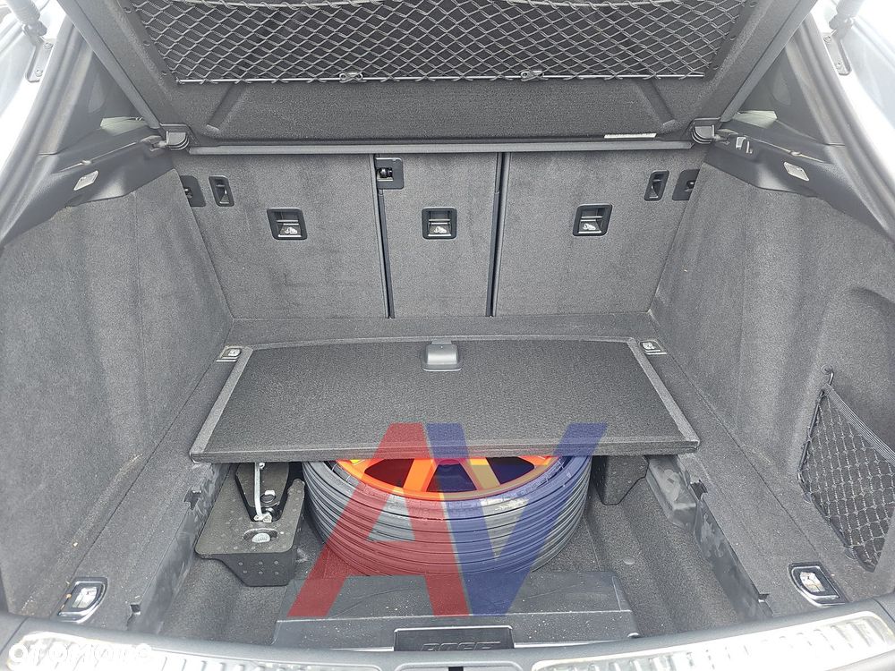 Porsche Macan Standard - 16