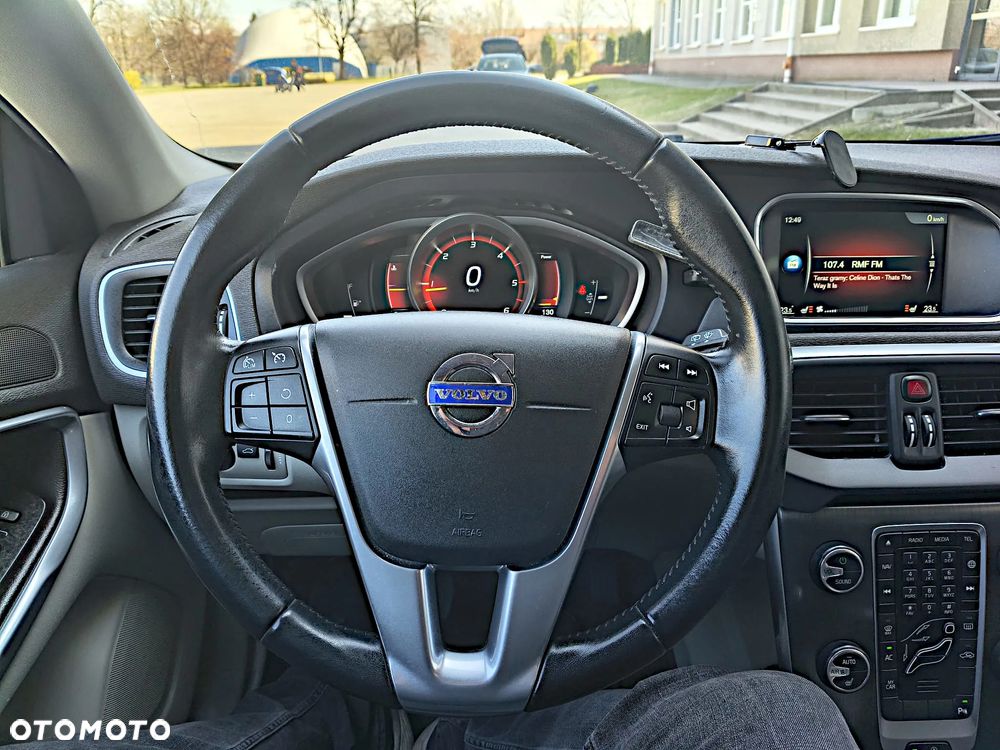 Volvo V40 D2 Kinetic - 28