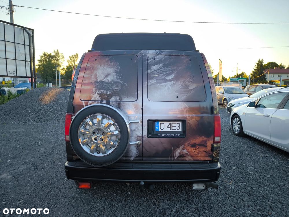 Chevrolet Astro - 6