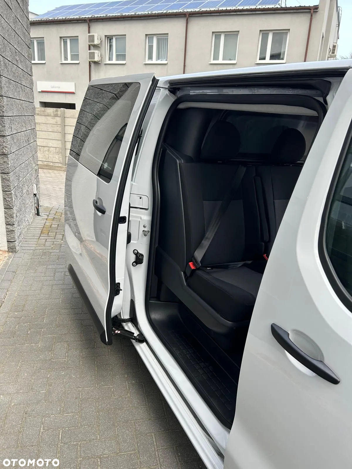 Opel VIVARO - 8