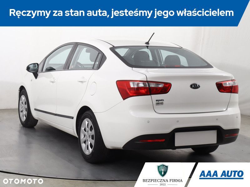 Kia Rio - 6