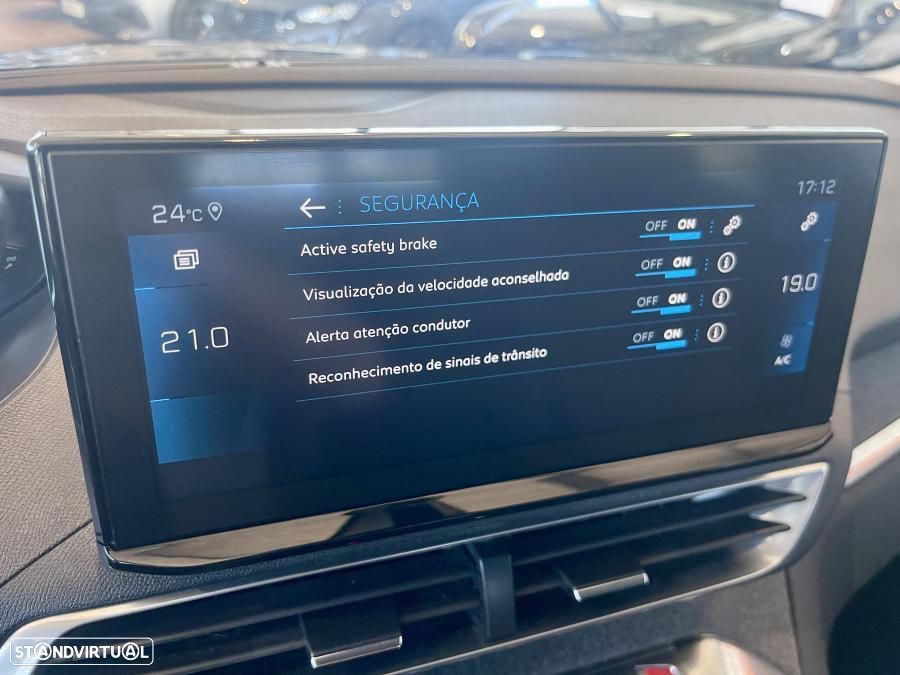 Peugeot 3008 1.2 PureTech Allure Pack - 22