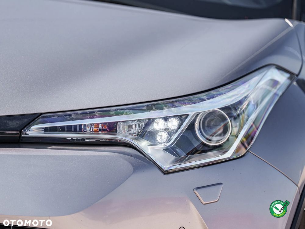 Toyota C-HR 1.8 Hybrid Prestige - 12