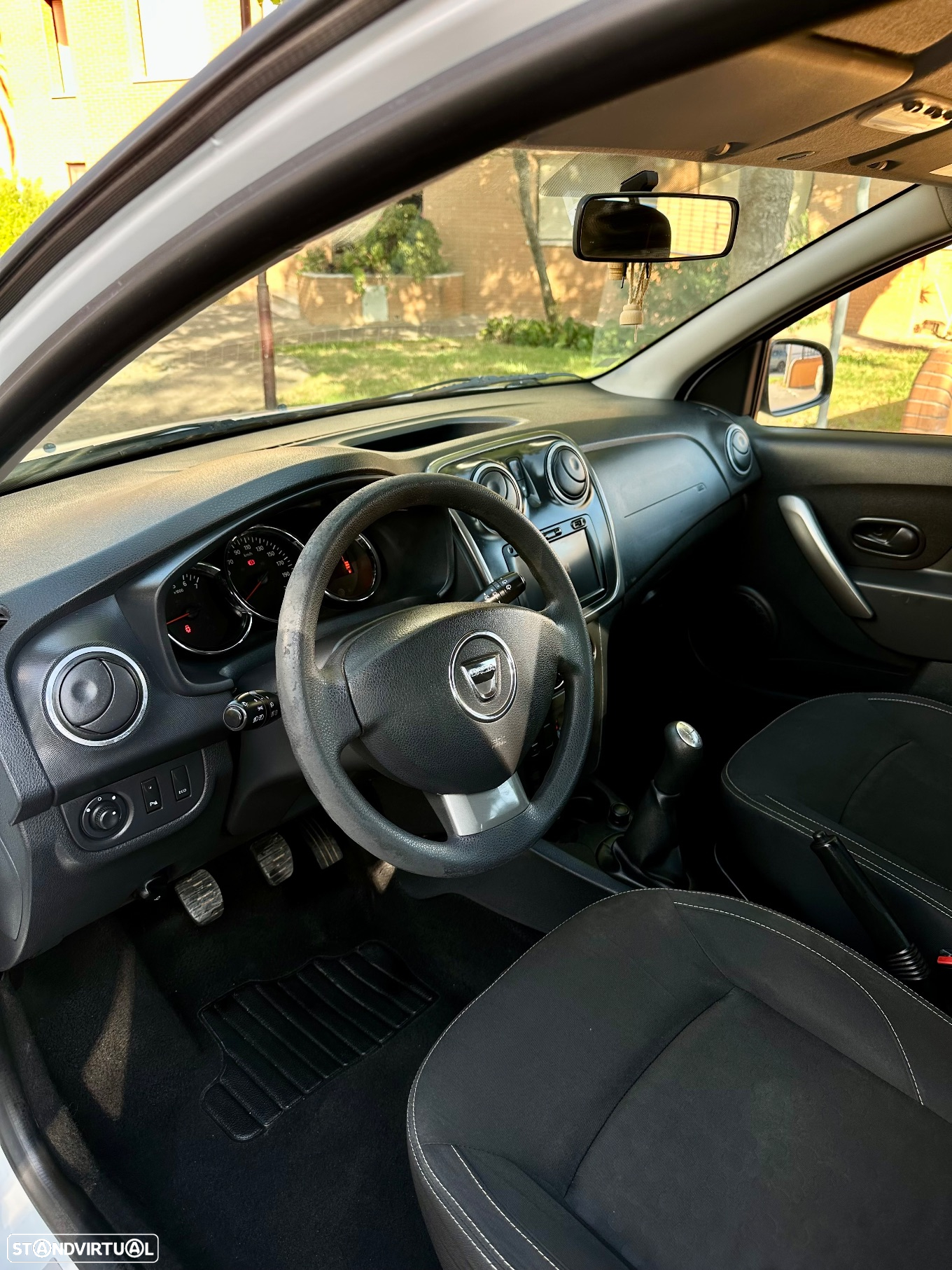 Dacia Sandero 0.9 TCe Pack - 9