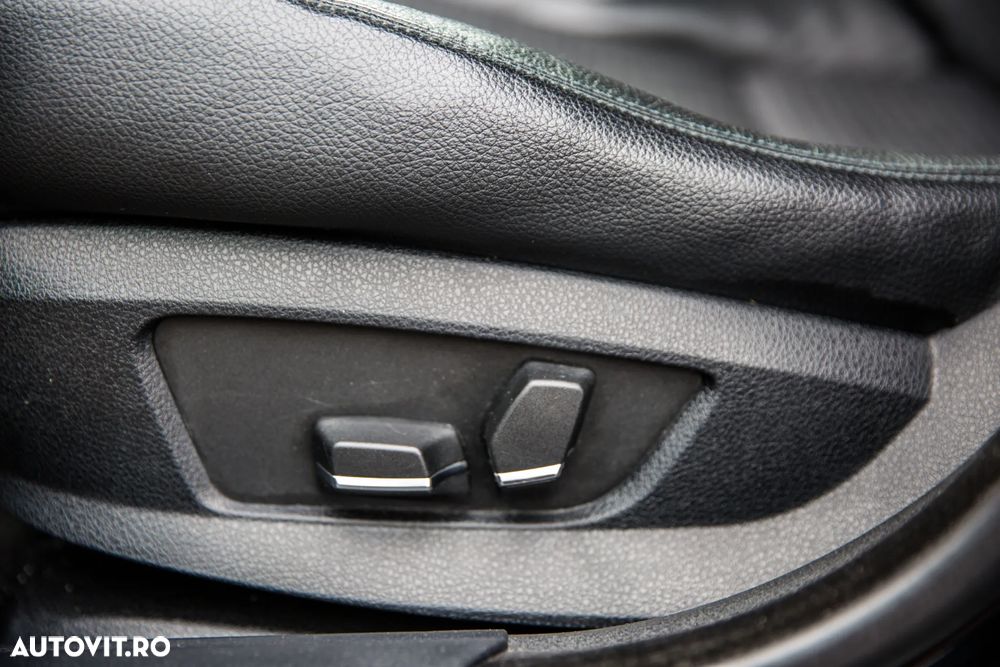 BMW Seria 5 525d xDrive - 30