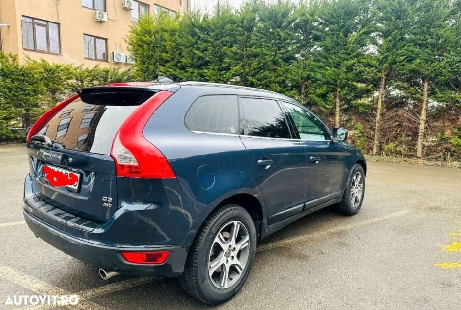 Volvo XC 60 D5 AWD Start-Stop Kinetic - 1